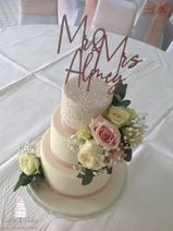 Elegant sparkly  wedding cake